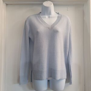 Saks fifth Avenue supersoft cashmere light blue periwinkle sweater